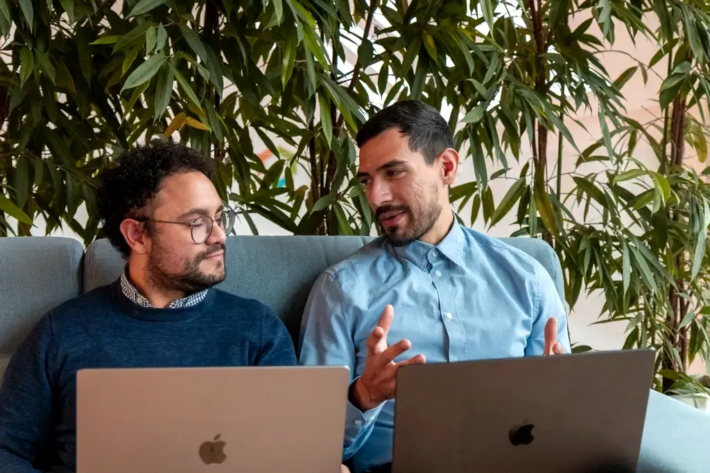 Medical Invest AI أدوات التداول